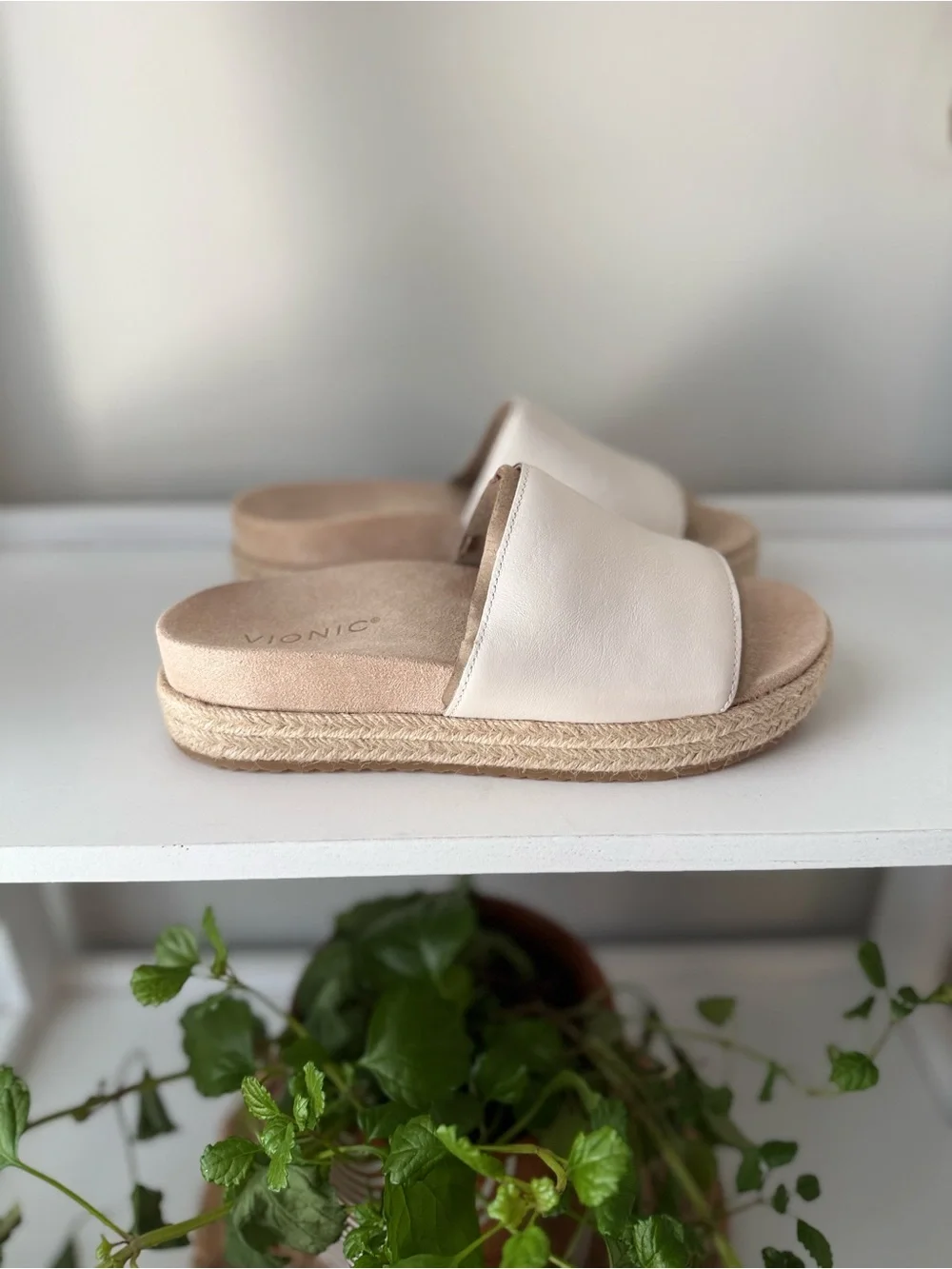Vionic Yazmina Cream Slide Espadrille Platform Sandals - Picture 3 of 6